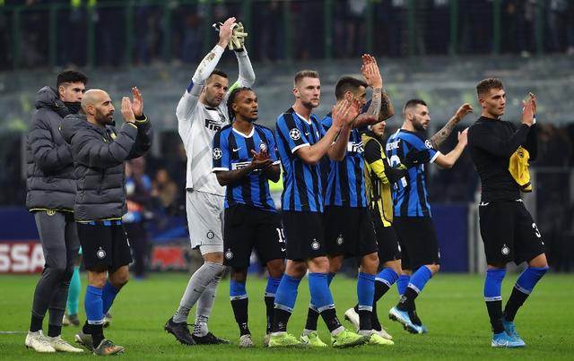 虽有亮眼回